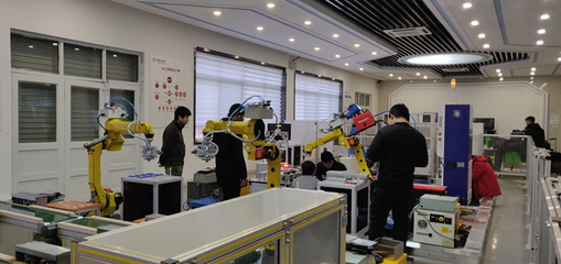 聚焦智能制造，山東工程職業(yè)技術(shù)大學(xué)工業(yè)機(jī)器人技術(shù)專業(yè)的產(chǎn)教融合之路